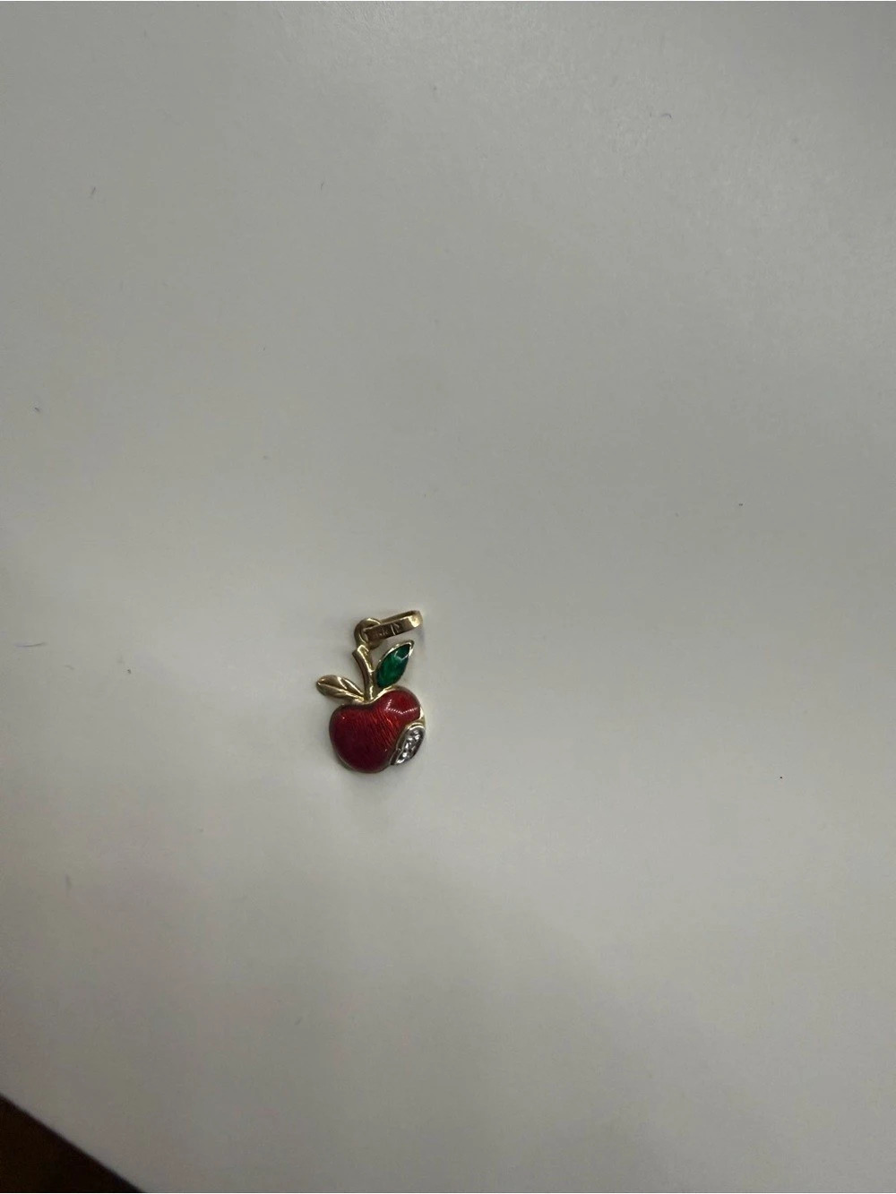 Apple Pendant pendant in Red & Green Like New